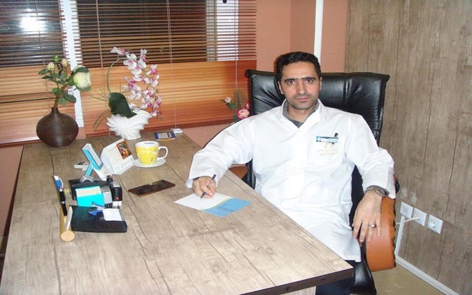 احمد حرمتی  دکتر