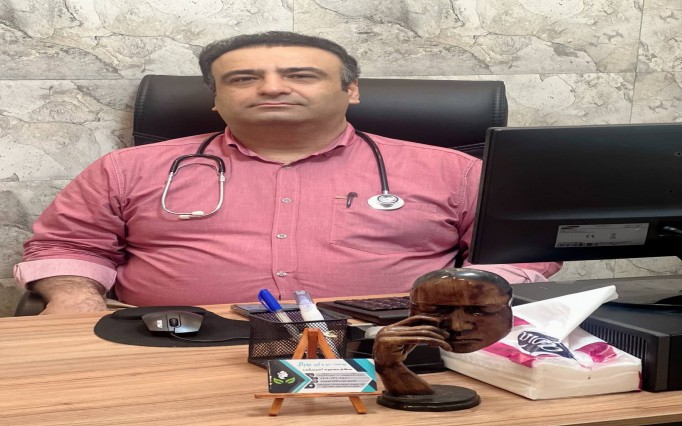 مسعود احمدزاده  دکتر